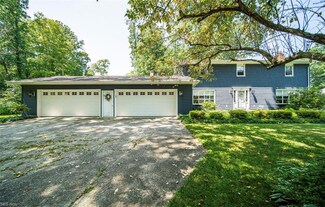 1629 Winterhaven Ave, Ashtabula, OH 44004