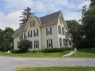 7895 E Main Rd, Le Roy, NY 14482