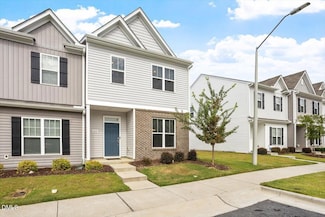 80 Liam St, Clayton, NC 27520