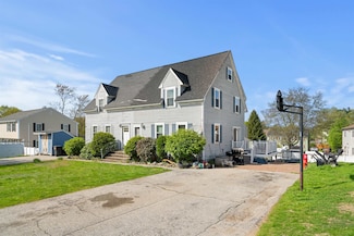 18 Phillip Rd, Derry, NH 03038