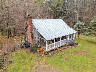 152 Webster Rd, Hartland, VT 05048
