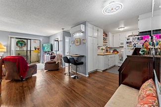 6330 Genesee Ave Unit 119, San Diego, CA 92122
