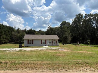 1997 Page Rd, Hartwell, GA 30643