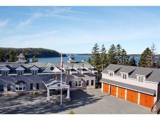 869 Summer Harbor Rd, Winter Harbor, ME 04693