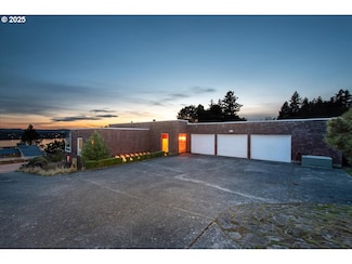 6320 E Evergreen Blvd, Vancouver, WA 98661