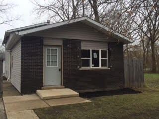 13403 S Lawndale Ave, Robbins, IL 60472