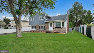 3004 Penn Valley Ave, Bristol, PA 19007