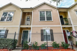 1212 Palmer St, Houston, TX 77003