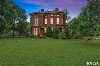 500 Old Tipton School Rd, Sherman, IL 62684