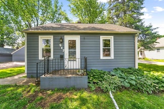 917 Short St, Appleton, WI 54915