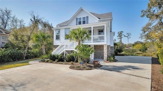 121 Killgriffe St, Saint Simons Island, GA 31522
