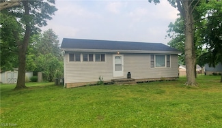 1932 Sequoia St, Cuyahoga Falls, OH 44221