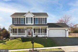 900 Sunny Hill Ln, Harrisburg, PA 17111
