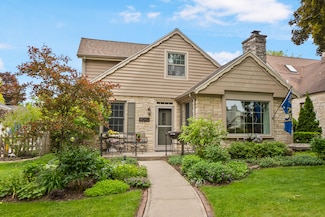 9040 Stickney Ave, Milwaukee, WI 53226