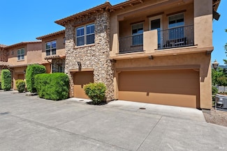 180 Healdsburg Ave Unit B, Cloverdale, CA 95425