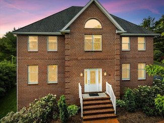 206 Spickard St NE, Blacksburg, VA 24060