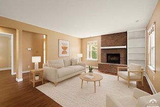 110 Glenview Dr, Lawrence, KS 66049