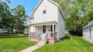 601 N 1st St, Indianola, IA 50125