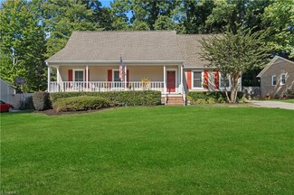 1614 Heraldry Ln, Greensboro, NC 27455