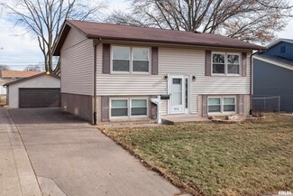 4616 47th St, Moline, IL 61265
