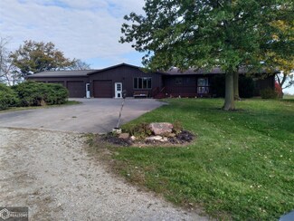 2305 Middle Glasgow Rd, Fairfield, IA 52556