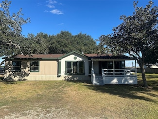 536 Sabine St, Orchard, TX 77464