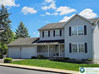 108 10th St, Easton, PA 18042