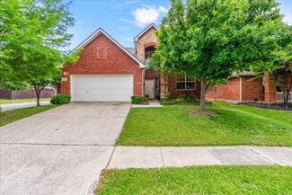 1742 Duck Cove Dr, Aubrey, TX 76227