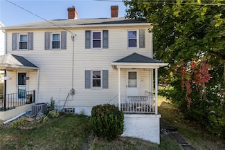 26 Lincoln St, Cokeburg, PA 15324