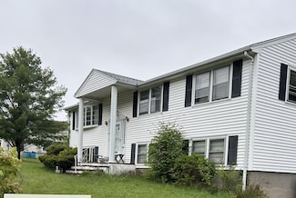 14 Rogers Cir, Braintree, MA 02184