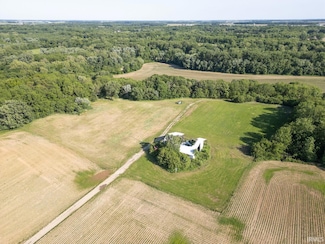 2476 E 400 S, Bringhurst, IN 46913
