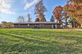 455 Kleist Dr, Fayetteville, OH 45118