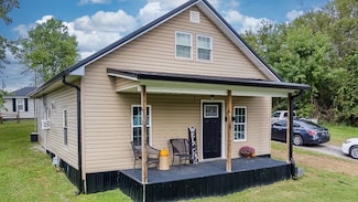 322 Harvey St, Columbia, KY 42728