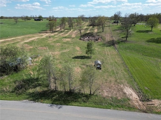 18787 Peterson Rd, Gentry, AR 72734