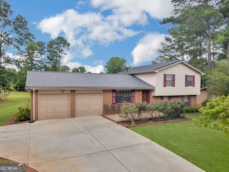 917 Curry Cir SE, Conyers, GA 30094