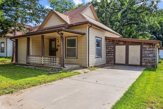 608 N Osage St, Augusta, KS 67010