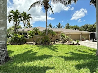 1010 Edgemere Dr, Fort Myers, FL 33919