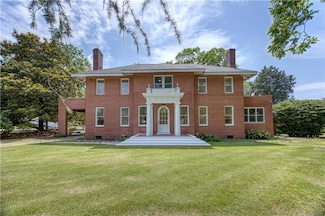 2901 Summerville Rd, Phenix City, AL 36867
