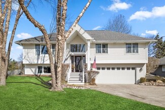 3650 Symphony Ln, Saint Joseph, MI 49085
