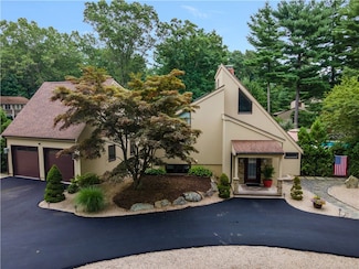 1 Tall Pines Dr, Barrington, RI 02806
