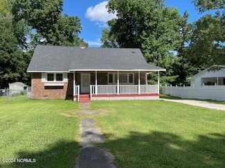 222 Regalwood Dr, Jacksonville, NC 28546
