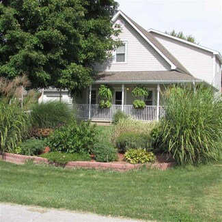 307 N Howard St, Greentown, IN 46936