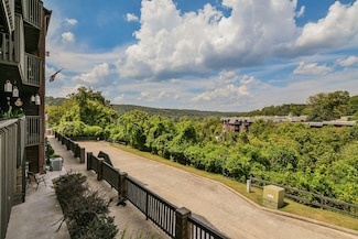 150 Sunken Forest Dr Unit 245, Forsyth, MO 65653
