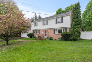 52 Lillibridge Ct, Hamden, CT 06517