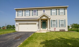 949 Canham St, Plano, IL 60545