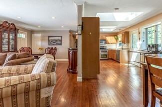 4 Forest St, South Hamilton, MA 01982