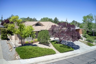1025 Madison St NE, Albuquerque, NM 87110