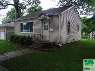 117 Division St, Alta, IA 51002