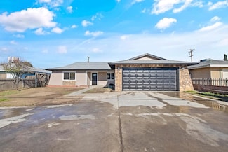 1116 W California Ave, Fresno, CA 93706