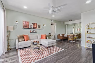 2625 E Indian School Rd Unit 343, Phoenix, AZ 85016